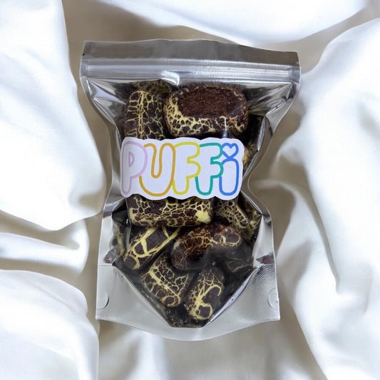 Freeze Dried Puffi Choc Pineapple Lumps